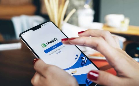 电商Shopify 开放销售NFT NBA 看多者们NFT 上架90 秒售罄