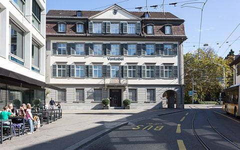 Vontobel 透露一些客户有加密货币风险，区块链将显着影响全球金融