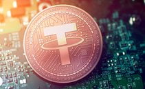 加密货币、Tether 陷入困境：领导者因银行欺诈而受到调查