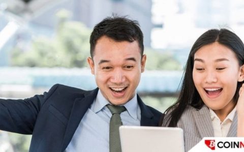 比特币在上个月下跌后回升至 40,000 美元附近