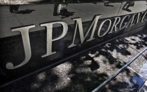 摩根大通现在允许投资比特币