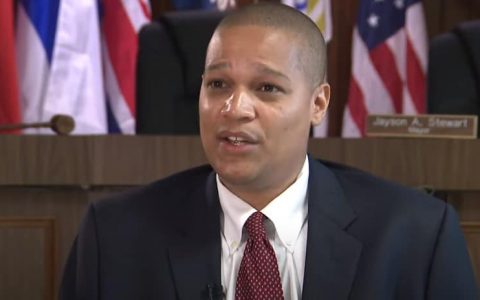 市长希望为他在美国的市民提供免费比特币