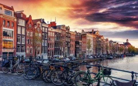 荷兰中央银行反对币安