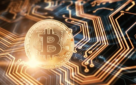 3年无数倍的比特币，被人抛弃的时候表现的也是弱不禁风