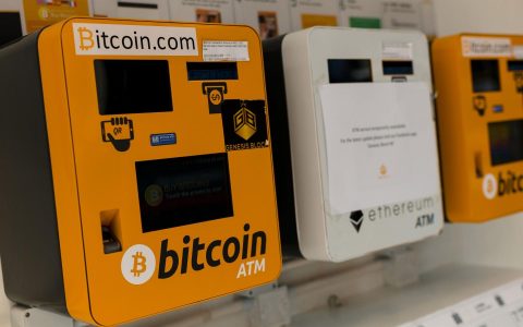 加密货币 ATM 数量增加：全球超过 24,000