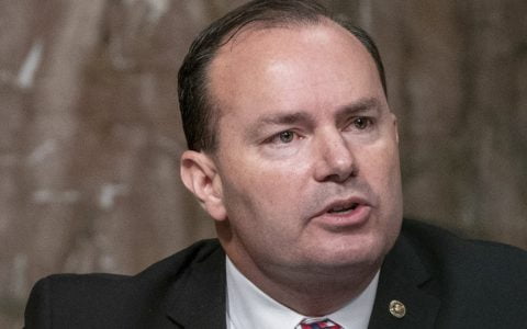 美国参议员警告通过未经证实的加密货币法将扼杀创新并“让美国人变得更穷”