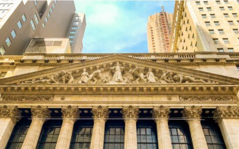 期货涨跌互现； 鲍威尔的证词、摩根士丹利、Netflix、失业救济申请等