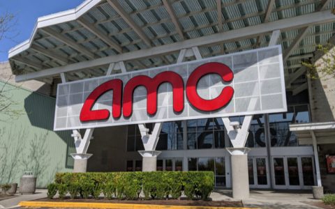 由于卖空者遭受损失，AMC 因交易量飙升而上涨 25%