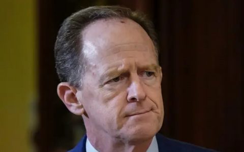 美国参议员敦促国会阻止财政部挑选加密货币的赢家和输家