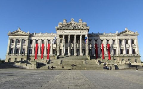 乌拉圭将直接从共和国总统监管比特币