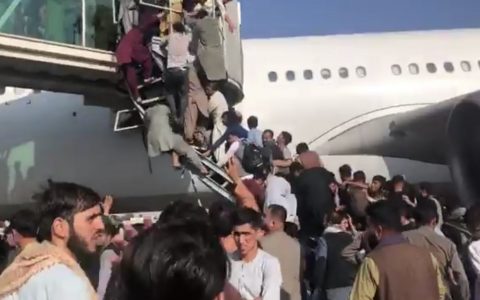 比特币随着喀布尔的下跌而上涨