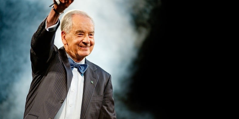 世界上最富有的 20 位励志演讲者