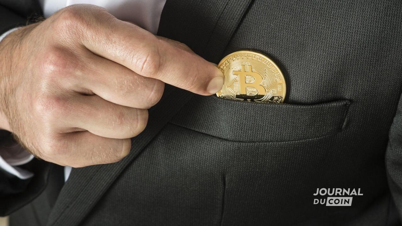 西装口袋里的比特币