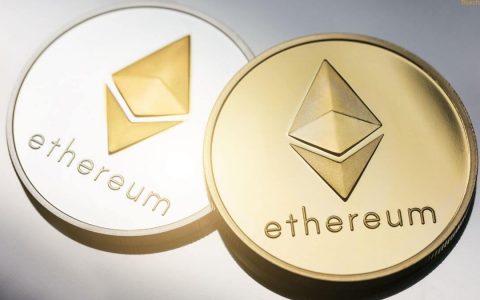 从比特币转向以太坊，投资者转向 ETH