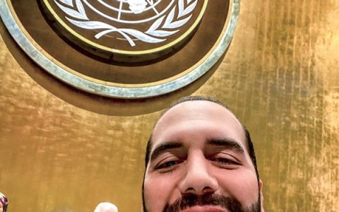 推动比特币成为法币揭秘萨尔瓦多「弃商从政」的年轻总统