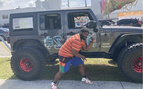 独立开发者“Dreesus”使表情包币合法化