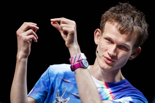 「最让你惊艳的以太坊用例？」Vitalik Buterin 回应说是「NFT」