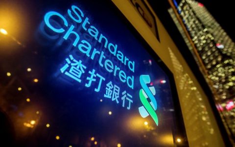 比特币只是「假跌破、真洗盘」？渣打：年底续攻10 万美元