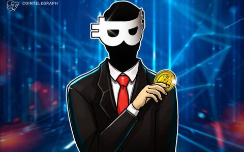 中本聪雕像在布达佩斯升起