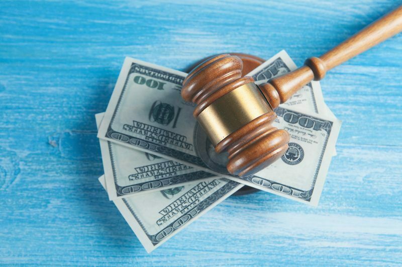 疯狂麦克斯电影汽车以比特币拍卖