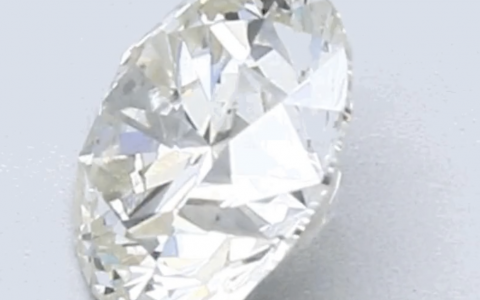 疯狂的实验：她把钻石做成NFT然后砸碎 最终卖了5ETH